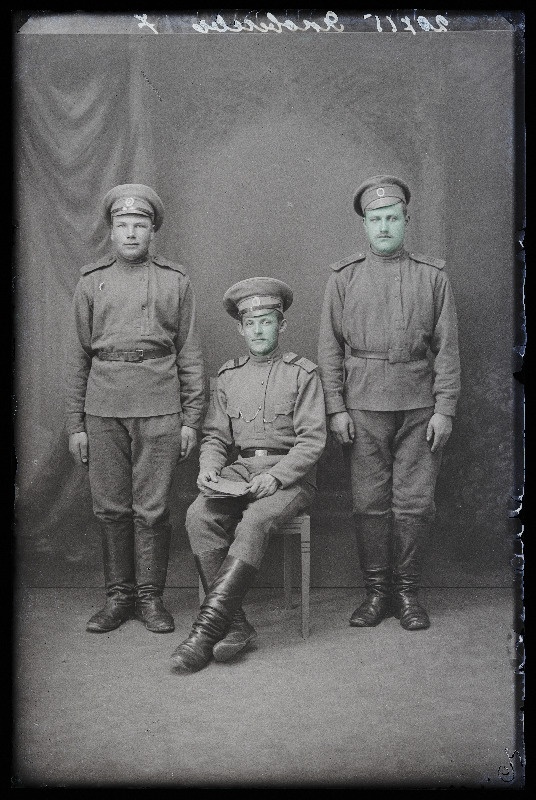 Grupp sõjaväelasi, (foto tellija Jakowleff [Jakovlev]).