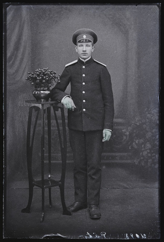 J. Päts.