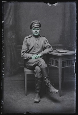Sõjaväelane Jeshokin [Ježokin].  duplicate photo