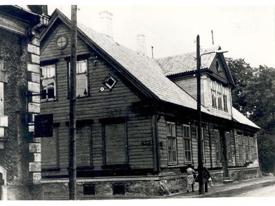 The main building of the Pärnu Elisabeth Pastorage, where J. h. Rosenplänter lived in 1809-1846 rephoto