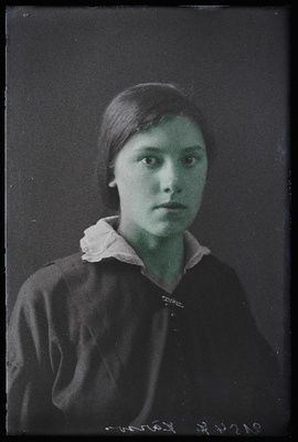 Marie Järw (Järv).  duplicate photo