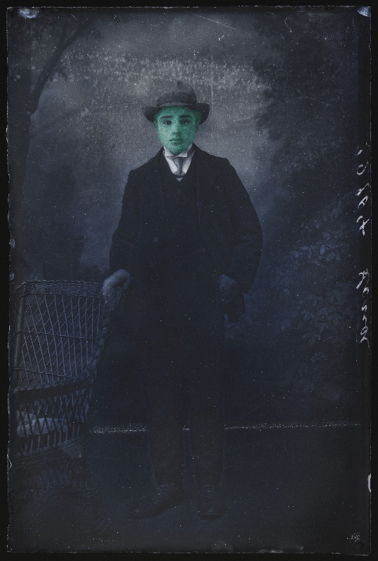 Peeter Lond, (Halliste kihelkond, Kaubi vallamaja).