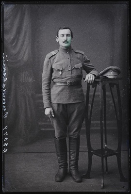 Sõjaväelane Ditkowski (Ditkovski).  duplicate photo