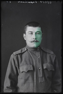 Sõjaväelane Boshõnok [Boženok].  duplicate photo