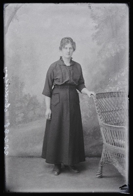 Katarina Anderson, (Holstre, Luuguse talu).  duplicate photo