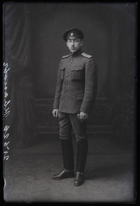 Sõjaväelane Iwanoff (Ivanov).