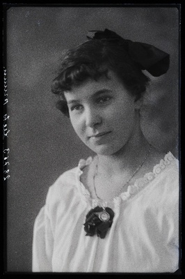 Leets.  similar photo