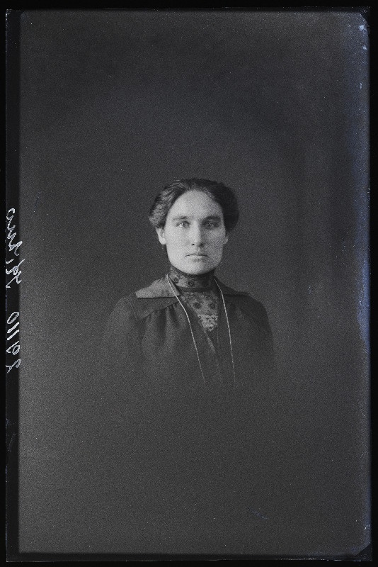 Anna Kihno.