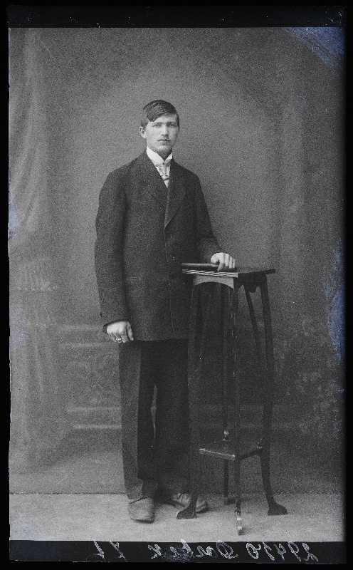 Dorbek.