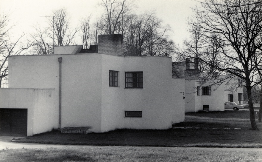 Käravete eramud Aravete ligidal. Arhitekt Vilen Künnapu