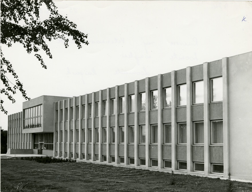 Rakvere veterinaarravila, eestvaade. Arhitekt Arvi Aasmaa