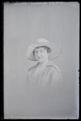 Raekson.  similar photo