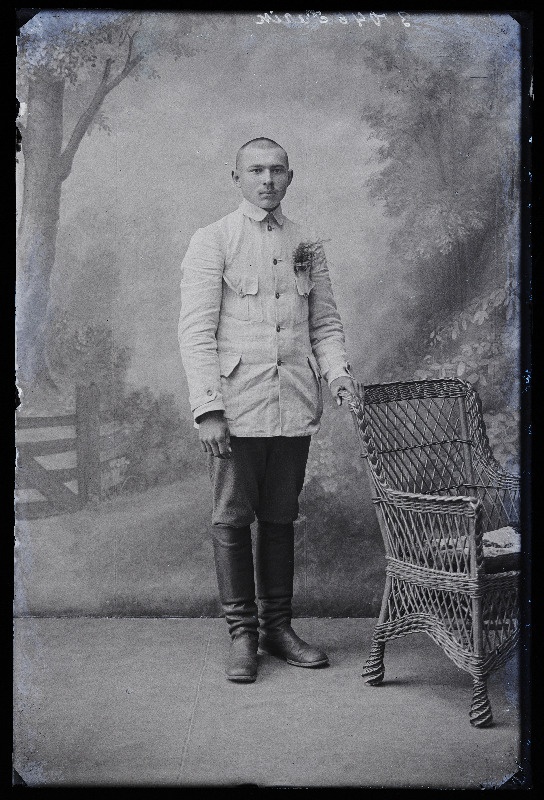 August Parik.
