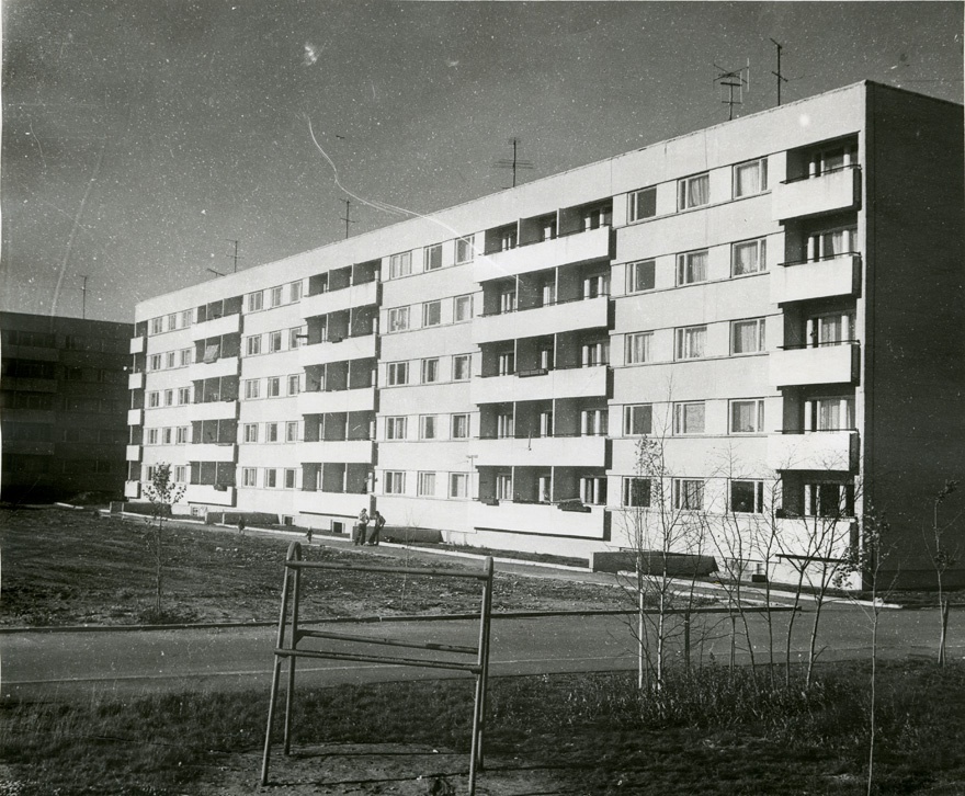 Kallavere korterelamud, tagantvaade