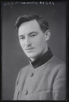 Sõjaväelane Jürmann.  duplicate photo