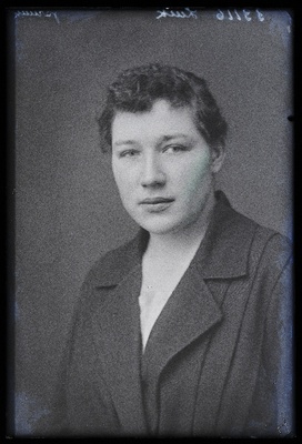 Aina Luik, (Võhma, Sepa talu).  duplicate photo