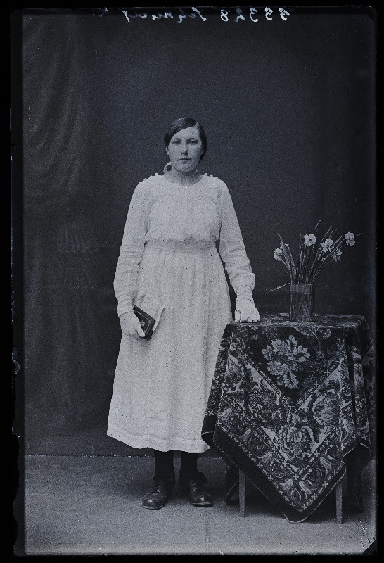 Leerilaps Ella Schmidt.