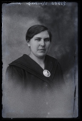 Simberg.  duplicate photo