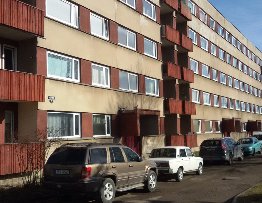 Korterelamu Rakveres, eestvaade rephoto