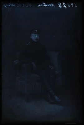 Sõjaväelane Aleksander Arak.  similar photo