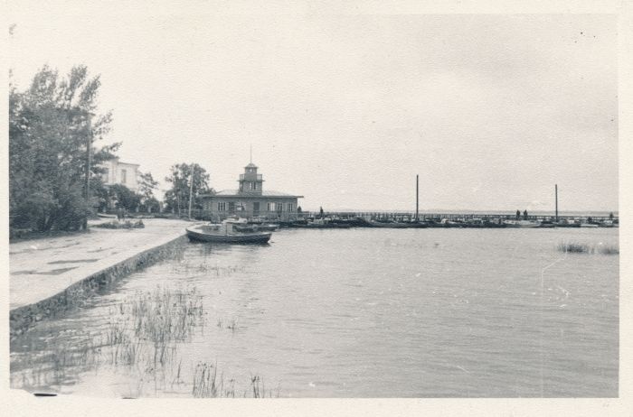 Foto. Vaade Haapsalus 21. Juuni puiestee ümbrusele pärast tormi. 7. aug. 1967. Fotogr. R. Kalk.