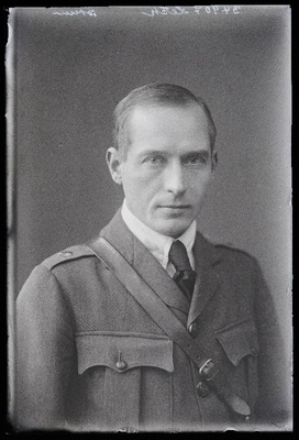Sõjaväelane, leitnant Gustav Hjalmar Leth, 6. Jalaväepolk.  duplicate photo