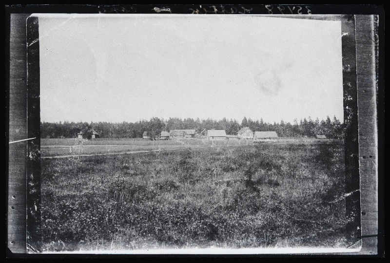 Vaade Viljandi maakoguduse pastori Jaan Lattiku taluhoonetele Kambja kihelkonnas, (12.01.1921 fotokoopia, tellija Lattik).