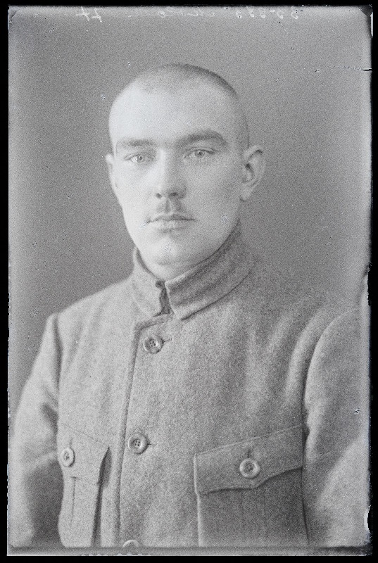 Hans Mölder.