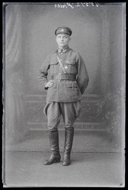 Sõjaväelane Põder.