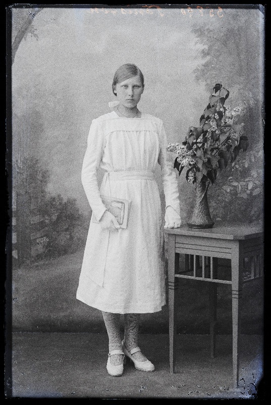Leerilaps Ida Tõnisson.