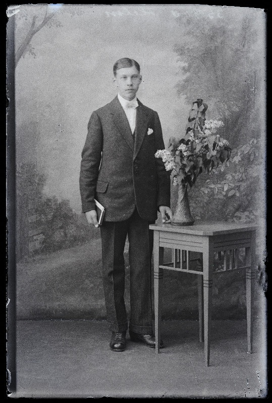 Leerilaps Paul Helm.