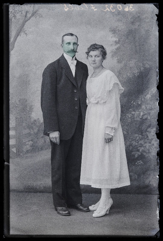 August Ilves abikaasaga.
