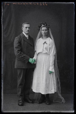 Noorpaar Auksmann.  duplicate photo