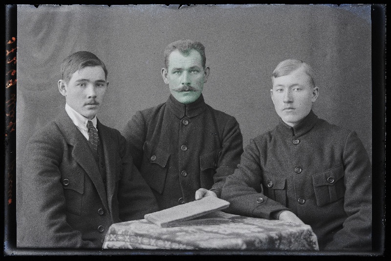 Grupp mehi, (foto tellija Mägi).