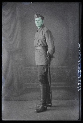 Sõjaväelane Dembovski.  duplicate photo