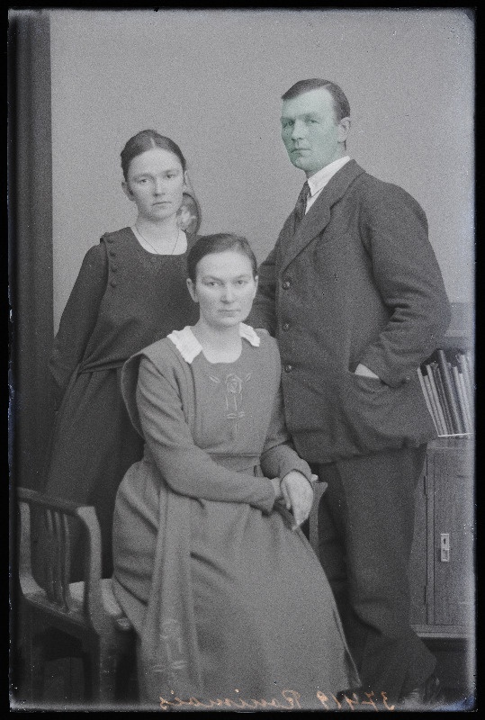 Grupp inimesi, (foto tellija Ronimois).