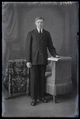 Leerilaps August Leppik.  duplicate photo