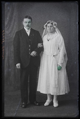 Noorpaar Laur.  duplicate photo