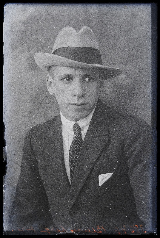 Blumberg.