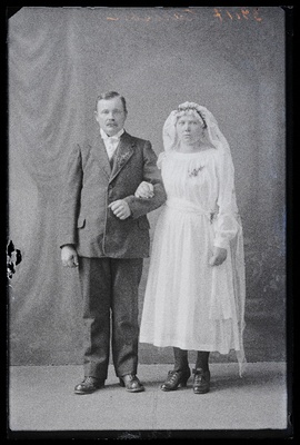 Noorpaar Karlson.  duplicate photo