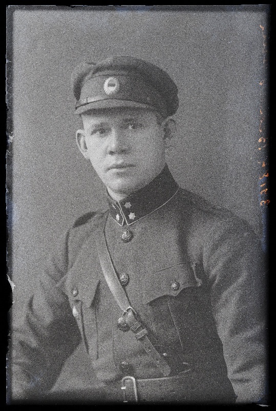 Sõjaväelane, leitnant [Viktor] Veselov.