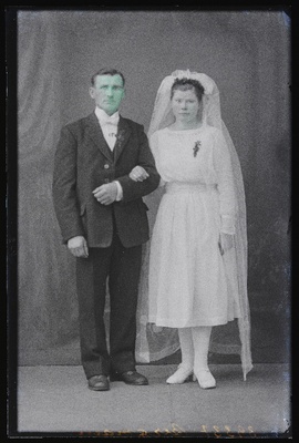 Noorpaar Bergmann.  duplicate photo