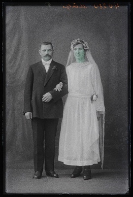 Noorpaar Mägi.  duplicate photo