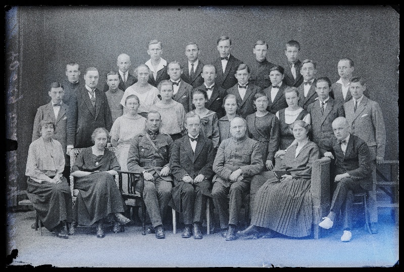 Kommertskooli VI klass.