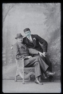 Kaks meest, (foto tellija Saarepera).  duplicate photo