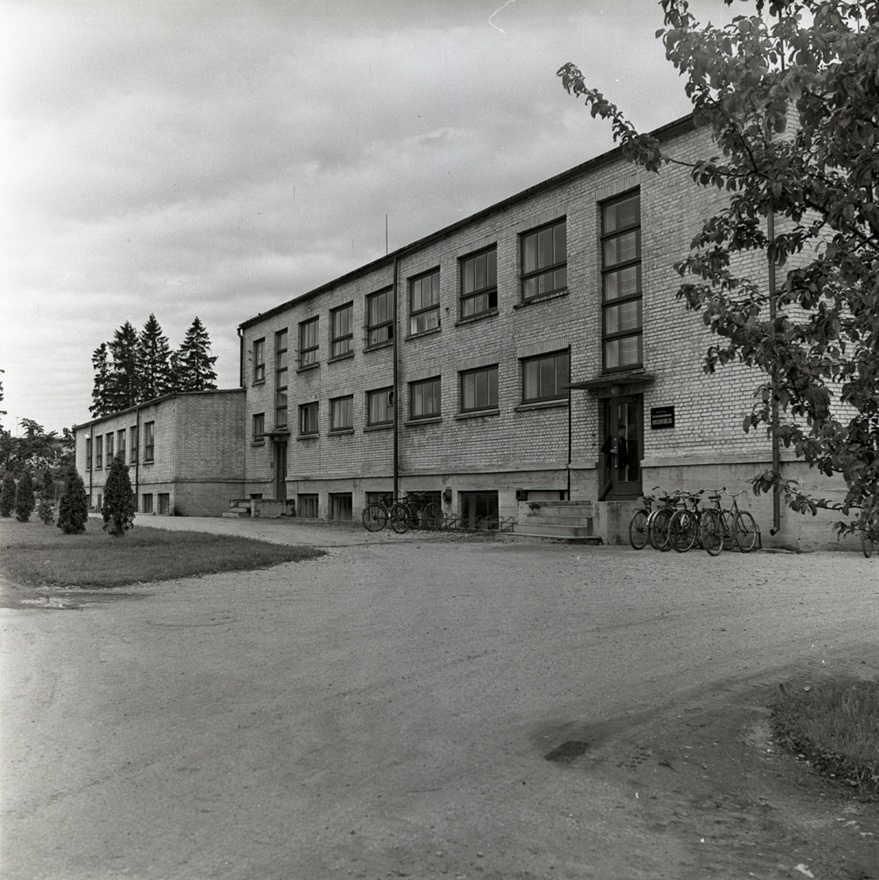 ETKVL-i Põltsamaa Põllumajanduskombinaadi konservitehas, kontorihoone, vaade