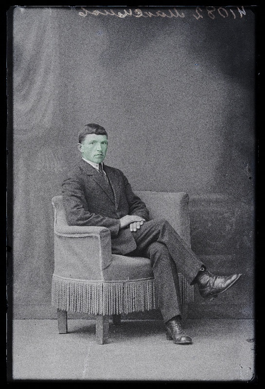 Maksimov.
