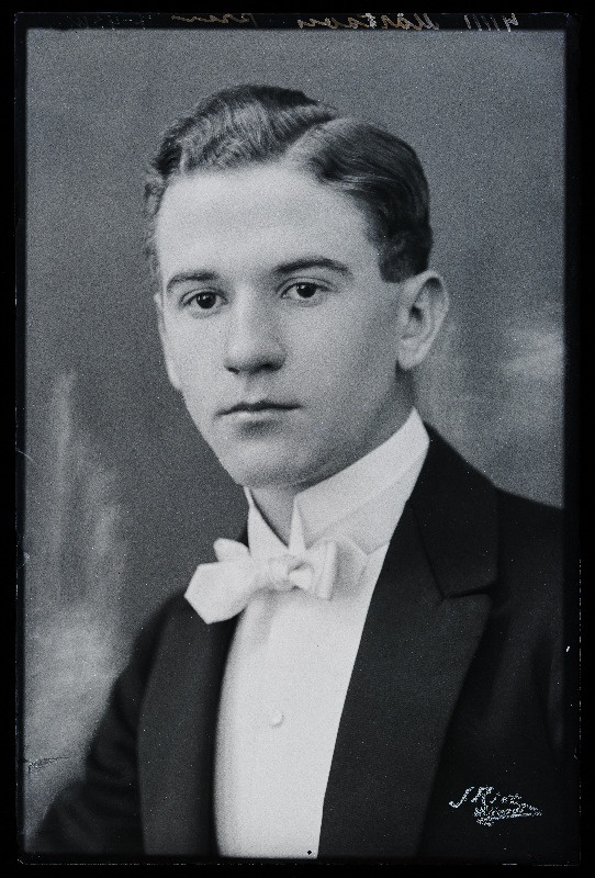 Märtson.