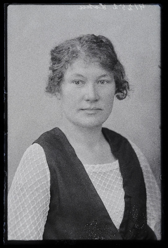 Anna Lohu.