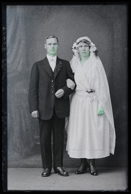 Noorpaar Tõrv.